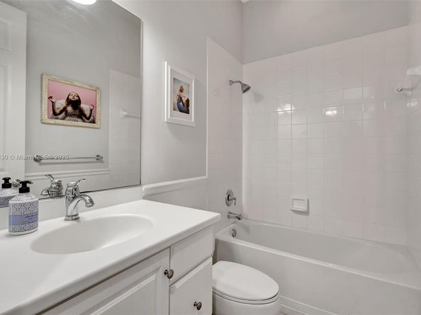 1327 Duval St, Jupiter FL 33458