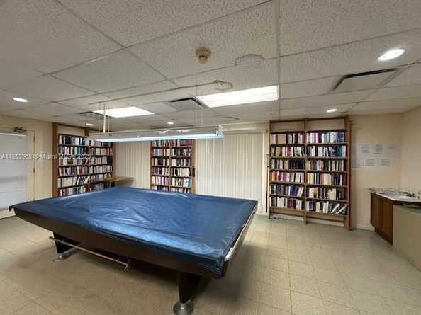 16701 NE 13th Ave 102, Miami FL 33162