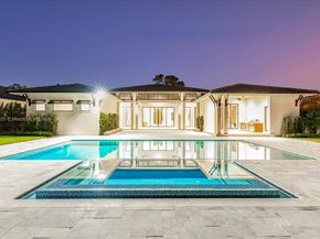 7110 SW 82 ave, Miami FL 33143