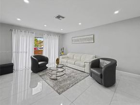 4712 Sheridan St 6, Hollywood FL 33021