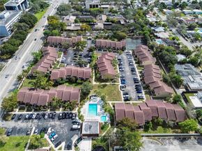 4712 Sheridan St 6, Hollywood FL 33021