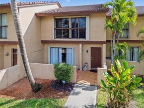 4712 Sheridan St 6, Hollywood FL 33021