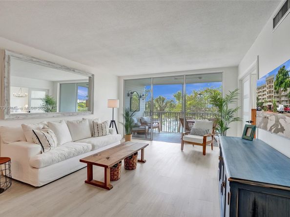 3150 N Course Ln 405, Pompano Beach FL 33069