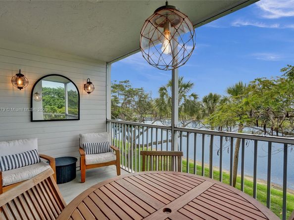 3150 N Course Ln 405, Pompano Beach FL 33069