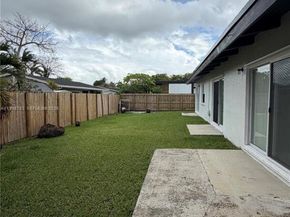 10241 SW 128th Ave, Miami FL 33186
