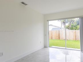 10241 SW 128th Ave, Miami FL 33186