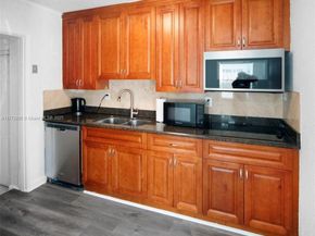 621 Hudson Rd, West Palm Beach FL 33405