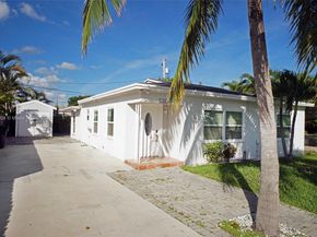 621 Hudson Rd, West Palm Beach FL 33405
