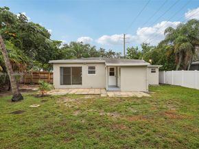 1213 NE 13th St, Fort Lauderdale FL 33304
