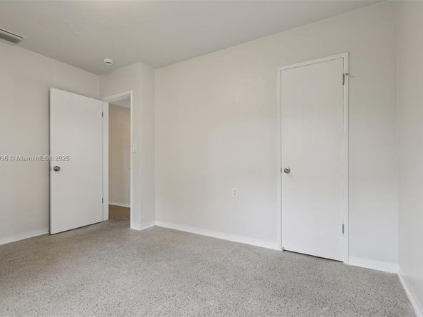 1213 NE 13th St, Fort Lauderdale FL 33304