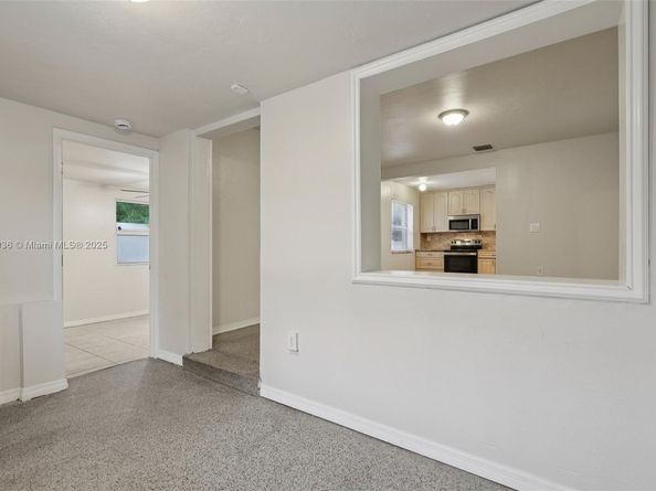 1213 NE 13th St, Fort Lauderdale FL 33304