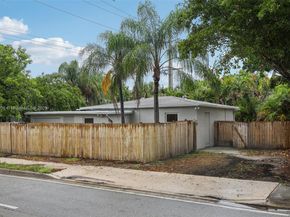 1213 NE 13th St, Fort Lauderdale FL 33304