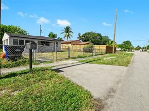 410 NE 172nd St, North Miami Beach FL 33162