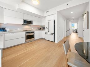 95 N Shore Dr, Miami Beach FL 33141