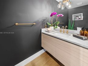 95 N Shore Dr, Miami Beach FL 33141