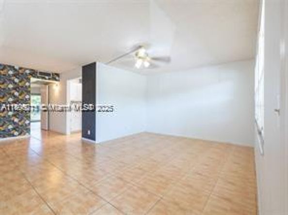 13250 SW 7TH Ct 208L, Pembroke Pines FL 33027