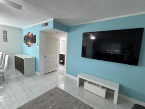 5300 Washington St V407, Hollywood FL 33021