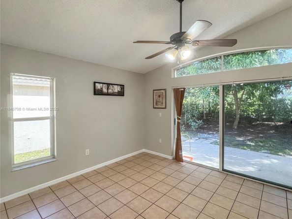 5462 NW 49th Ct, Coconut Creek FL 33073