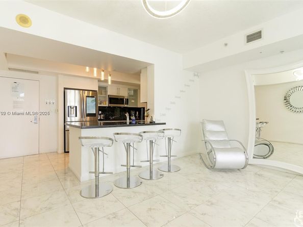 Undisclosed Address #A11761702, Miami FL 33131