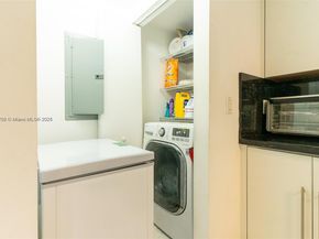 Undisclosed Address #A11761702, Miami FL 33131