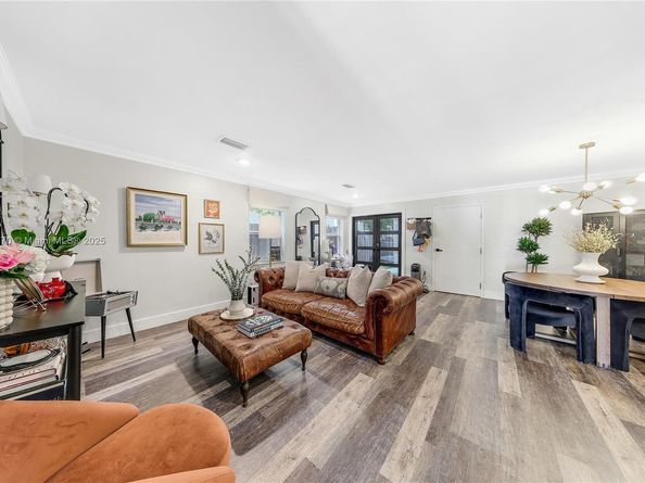 3160 New York St B, Miami FL 33133