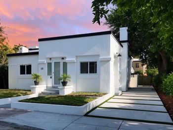 142 NW 47th Ter