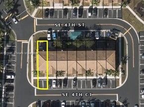 3209 SE 4th Ct, Homestead FL 33033