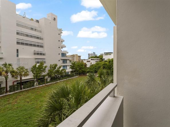 1150 101st ST 203, Bay Harbor Islands FL 33154