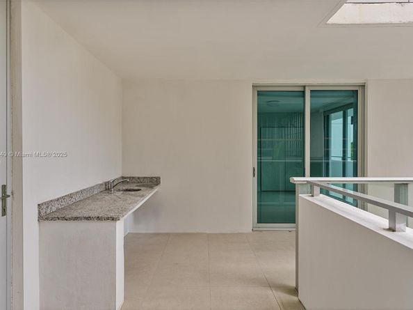 1150 101st ST 203, Bay Harbor Islands FL 33154