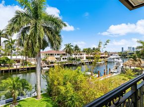 631 Hibiscus Dr, Hallandale Beach FL 33009