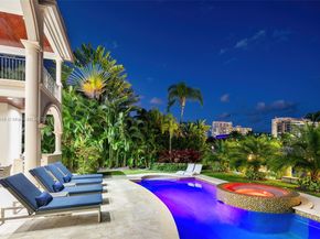 631 Hibiscus Dr, Hallandale Beach FL 33009