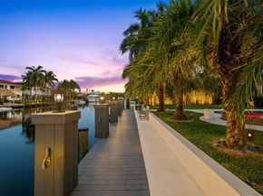 631 Hibiscus Dr, Hallandale Beach FL 33009