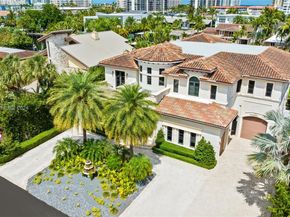 631 Hibiscus Dr, Hallandale Beach FL 33009
