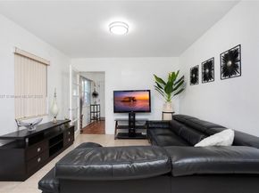 926 NW 24th Ct, Miami FL 33125