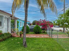 926 NW 24th Ct, Miami FL 33125