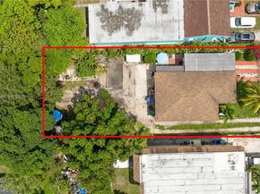 926 NW 24th Ct, Miami FL 33125