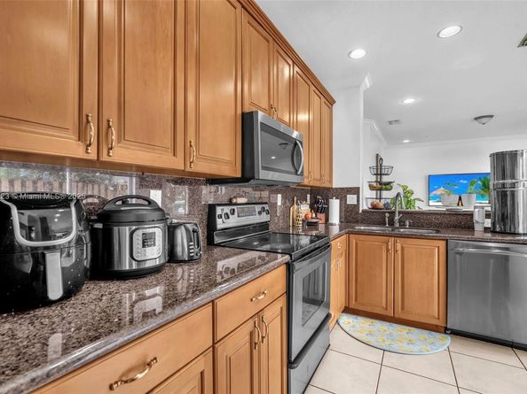 220 SW 87th Ct 0, Miami FL 33174