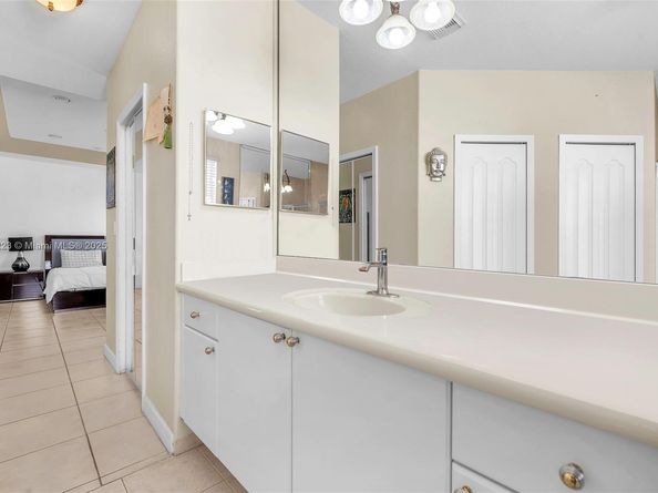 220 SW 87th Ct 0, Miami FL 33174