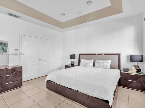 220 SW 87th Ct 0, Miami FL 33174