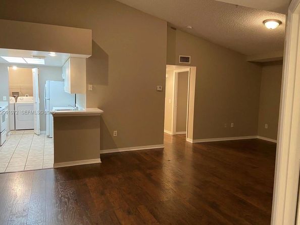 4167 N Haverhill Rd 1113, West Palm Beach FL 33417