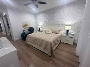 6923 Julia Gardens Dr, Coconut Creek FL 33073