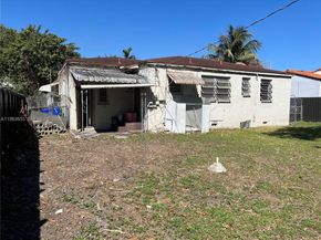 4420 SW 3rd St, Miami FL 33134