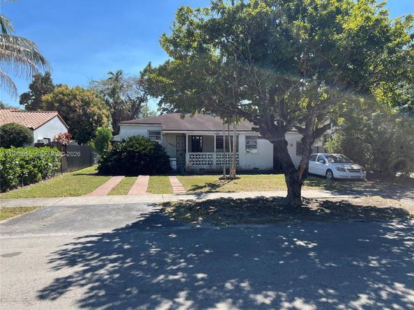 4420 SW 3rd St, Miami FL 33134