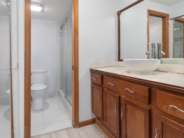 8605 W Sample Rd 202, Coral Springs FL 33065