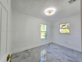 19585 NW 29th Ct, Miami Gardens FL 33056