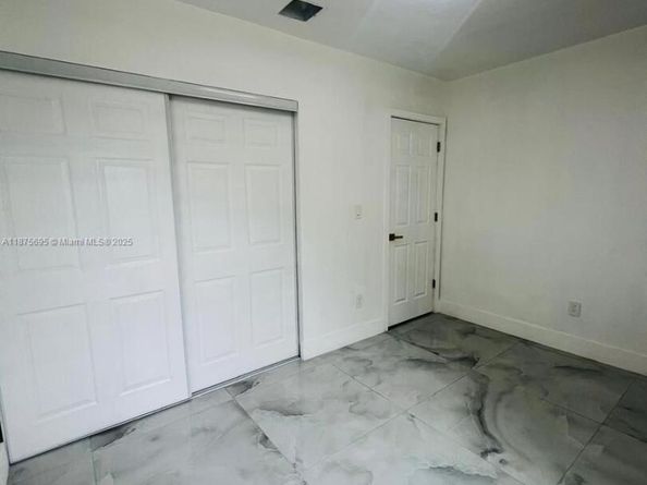 19585 NW 29th Ct, Miami Gardens FL 33056