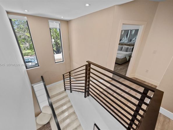 4740 Alton Rd, Miami Beach FL 33140