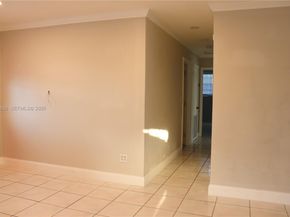 7150 Coolidge St, Hollywood FL 33024