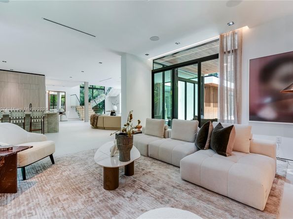 2800 Calusa Street, Miami FL 33133