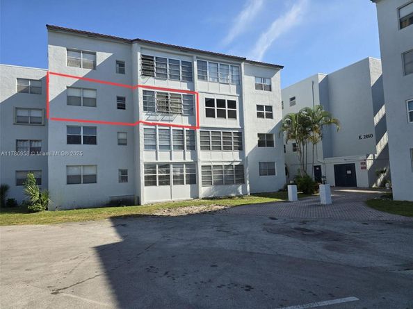 2860 Somerset Dr 317K, Lauderdale Lakes FL 33311